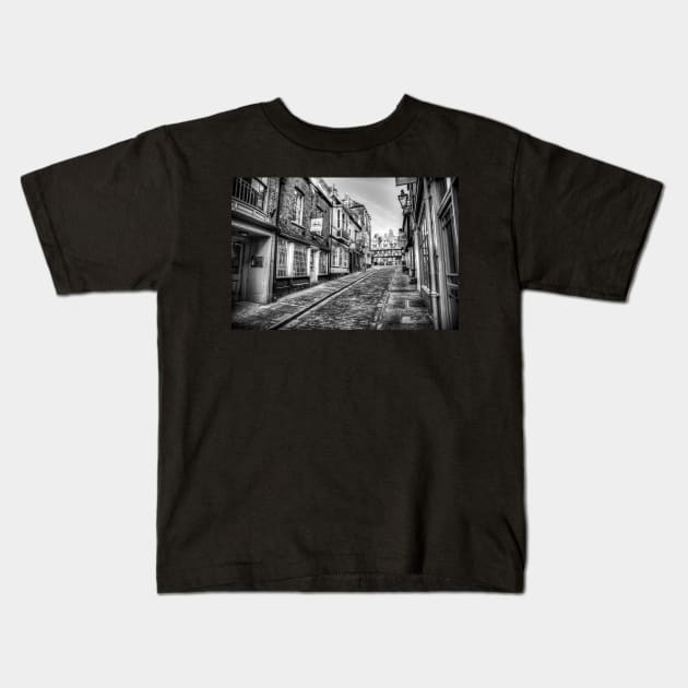 Castle Hill, Lincoln City, England, Black And White Kids T-Shirt by tommysphotos